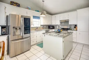 Bayfront Retreat | No Stairs | Boat Ramp Nearby - Image 5