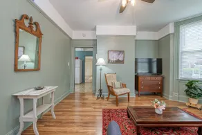 Urban Cottage - Image 2