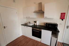NEW Spacious City Centre Studio - Image 3