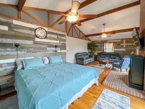Massanutten Family Villa -3 Kings, 1 Queen / Dog Friendly / 1 Mile to the Slopes - Image 5