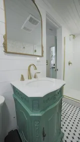 Cozy Historic Cottage | Walk to Northshore - Image 3
