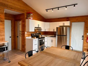 Cozy Cabin on the lake - Image 2