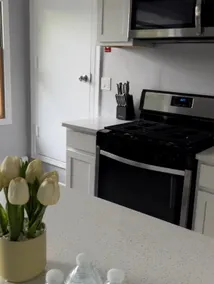 Sleek 1BR Apartment + Balcony - 30 Mins to NYC - Image 5