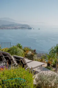 stunning sea view garden villa - Image 2