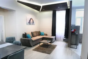 Cozy 2 Bedroom Apartment in the City Center - Image 2