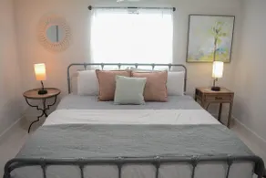 Beautiful Private Apartment - Image 2