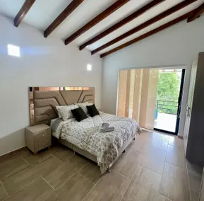 Beautiful, quiet country house in Pereira. - Image 4