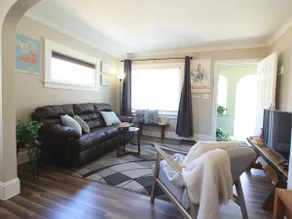 Spacious 1 Bedroom Unit - Image 3