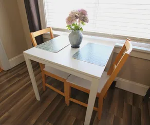 Spacious 1 Bedroom Unit - Image 5