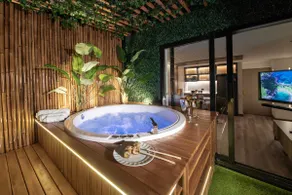 93 Park ApartaSuite + Jacuzzi on private terrace - Image 3