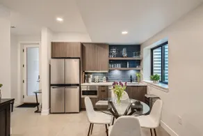 NEW Gorgeous Lake Front Property Centrally located - Image 3
