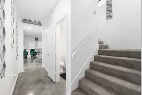 Contemporary-3 Bedroom-Rooftop in the Heart of Downtown Conroe - Image 2