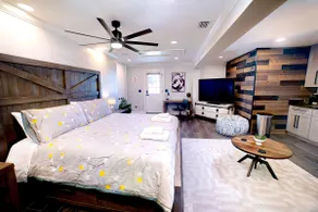 Chic, luxury escape near Disney Universal & Epic - Image 3