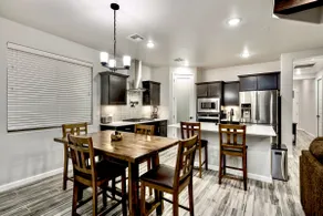 Modern Accessorized 3-Bedroom - Image 2