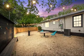 Scott & White Home | Extended Stay | Fenced Yard - Image 4