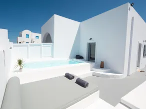 Suite with Pool | Rose - Image 2