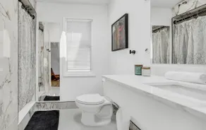 Cool Urban Stay Downtown Loft - Image 4