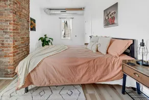 Cool Urban Stay Downtown Loft - Image 5