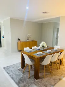 Busselton Stylish 5 Bed, 3 Bathroom Home - Image 4