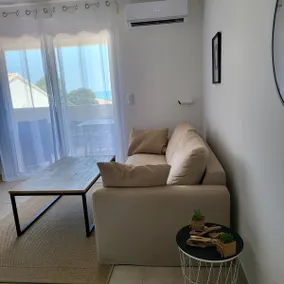 Paradise at the Beach – Sea View & Pool - Image 3