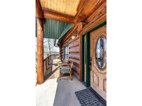 Cozy Log Cabin at the Lake - Image 2