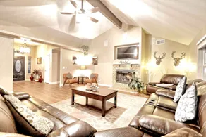 NEW! Yosemite Hills Family Retreat! - Image 5