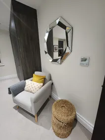 Kensington/Chelsea one bedroom with air con - Image 5