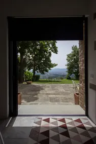Two-room apartment with a view! - Image 4