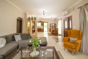 Elpida's country house - Image 2