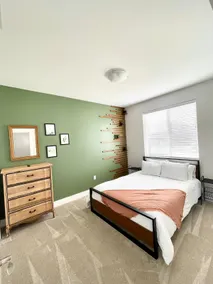 Wine Down the Townhome - Image 3
