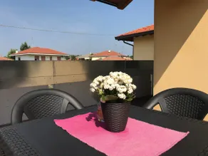 Cozy House with Terrace Near the Airport - Image 4