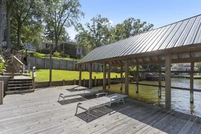 Lakefront house - private dock - Image 3