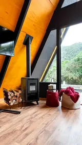 Luxury Cabin with Whirlpool and Fireplace in Teresópolis - Image 4