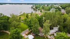 Lake Breeze - A - Image 2