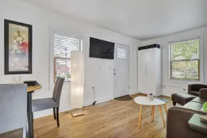 2bd Home - Modern - Private yard - Image 2