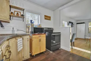 2bd Home - Modern - Private yard - Image 4