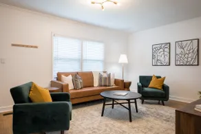 The 12th Street Retreat, King Beds, Pets Allowed - Image 3