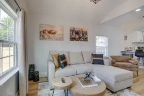 Four Private Units | Sleeps 12! - Image 3