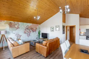 Douglas Fir Lodge with Hot tub - Image 3