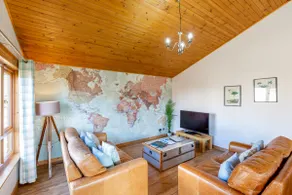 Douglas Fir Lodge with Hot tub - Image 4