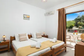 Economy apartment with swimming pool - Image 3