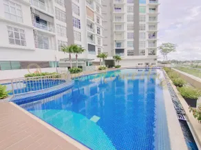 7pax kulai d’putra near ioiMall smart tv free wifi - Image 3