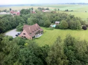 Beautiful Property near Somme Bay - Image 4