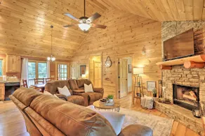 Cozy Cabin at a Mountain Resort 4 Mi to Downtown! - Image 2