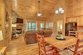 Cozy Cabin at a Mountain Resort 4 Mi to Downtown! - Image 4