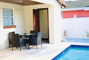 Welcome to Alvarez’s residence - Image 2