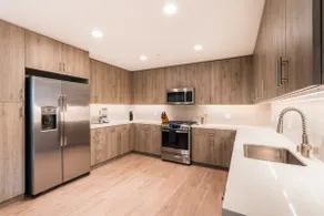 Mint House by Kasa | Caltrain-Facing 2BR Apt - Image 3