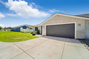 Wendell Townhome | 3BR | Garage | Fenced Yard - Image 5
