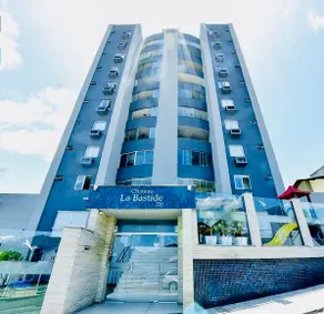Nice Apartment in the Água Verde Neighborhood - Image 3