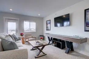 NEW Mountain View Retreat | Shuffle Board & Games - Image 4
